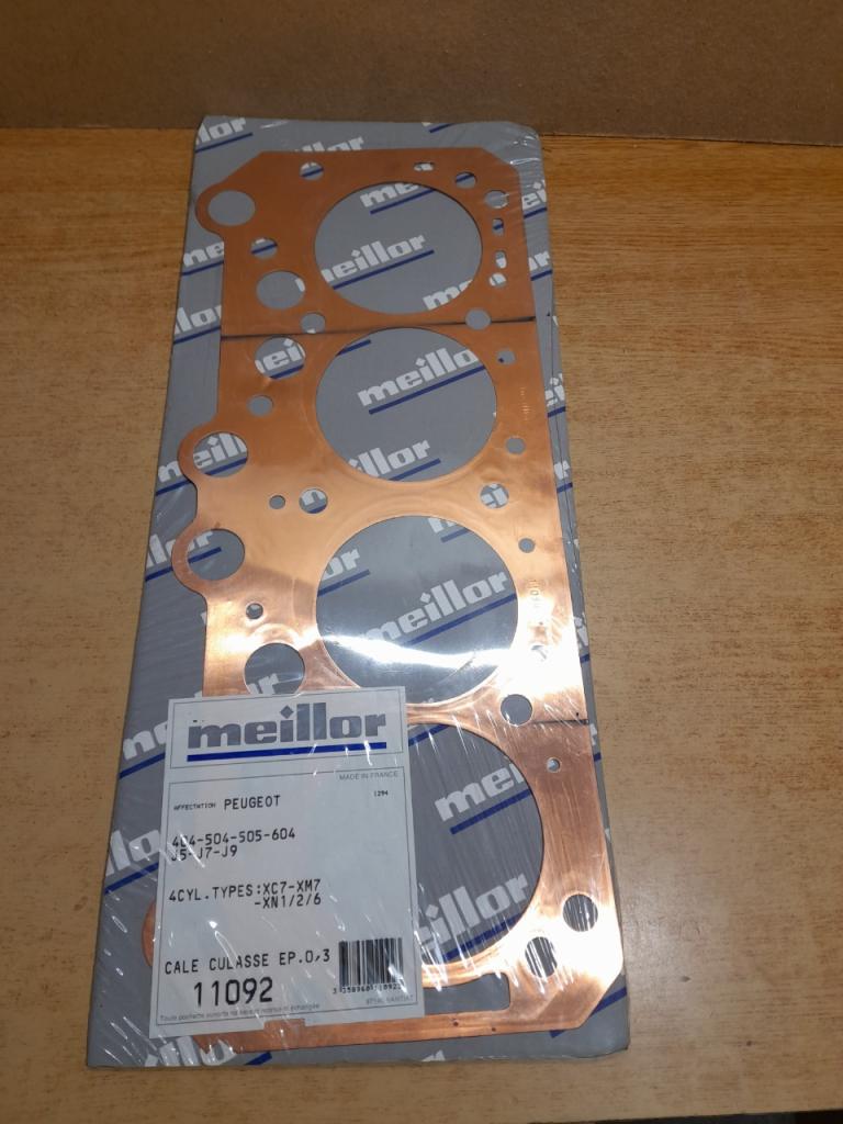 Joint Cale de Culasse Peugeot 404 504 505 604 J5 LesAnciennes.com