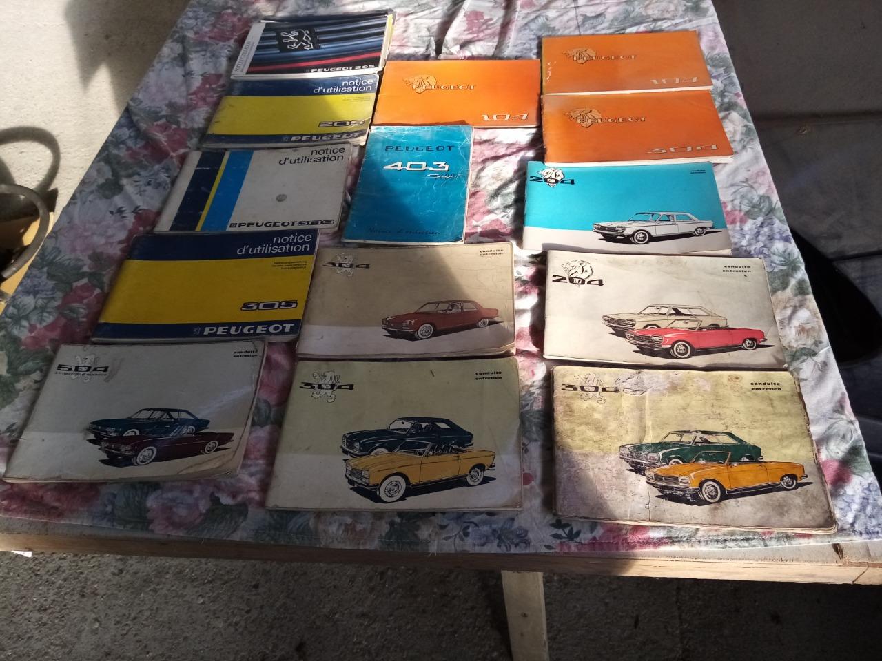 Pièces RENAULT/PEUGEOT ETC livrets LesAnciennes.com