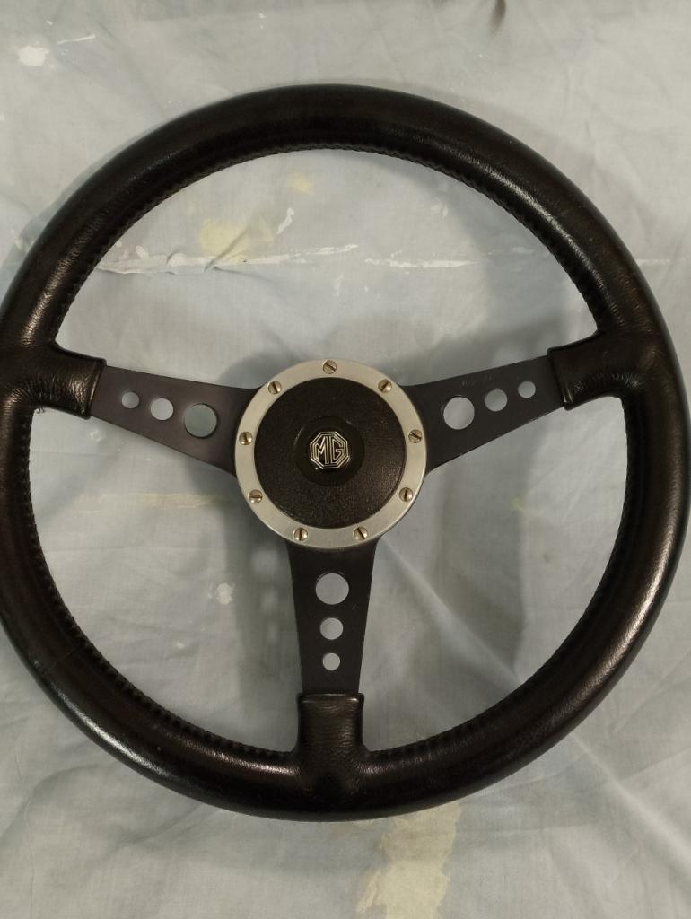 Volant 15" MOTO LITA LesAnciennes.com