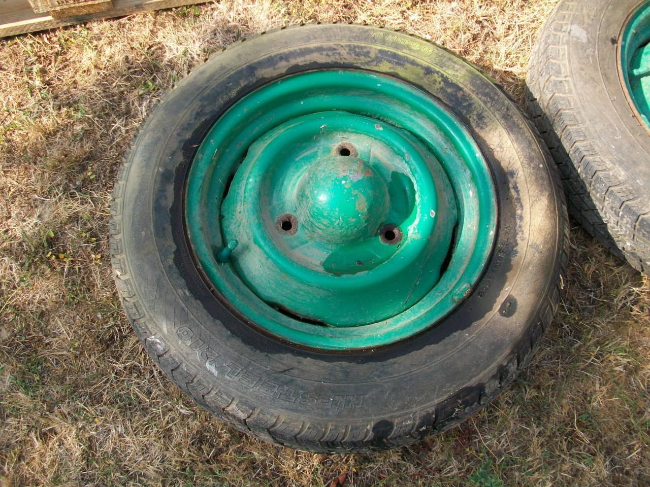 Roues RENAULT estafette LesAnciennes.com