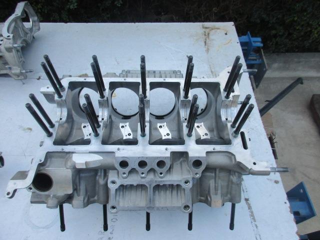 Bloc moteur pour Ferrari 430 LesAnciennes.com