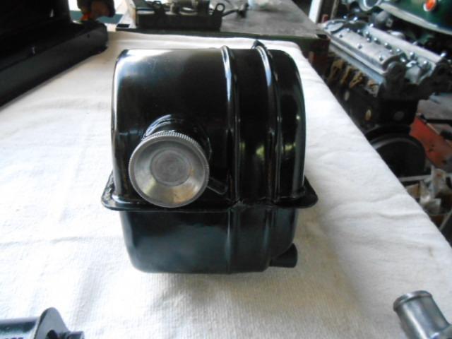 Réservoir d'huile pour Alfa Romeo Montreal LesAnciennes.com