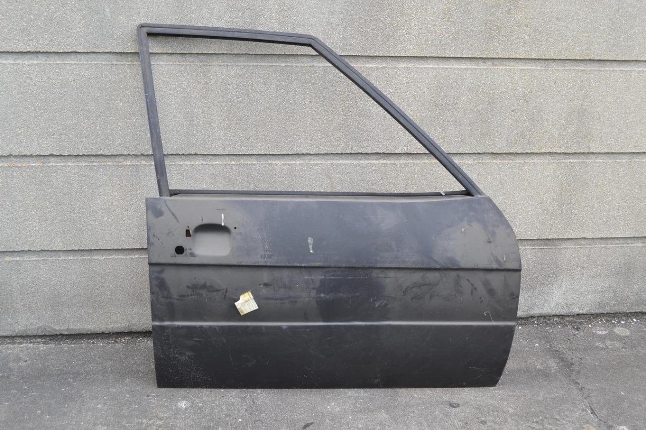 Porte AV DTE/G SIMCA 1307 1308, neuve LesAnciennes.com