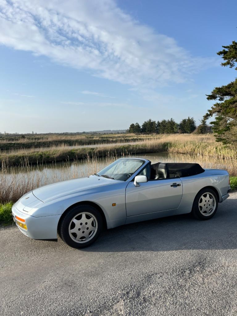 PORSCHE 944 S2 / Cabriolet - 1991 LesAnciennes.com