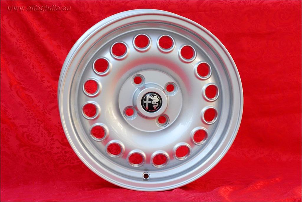 1 pc. jante Alfa Romeo Campagnolo 6x15 ET28.5 Giul LesAnciennes.com