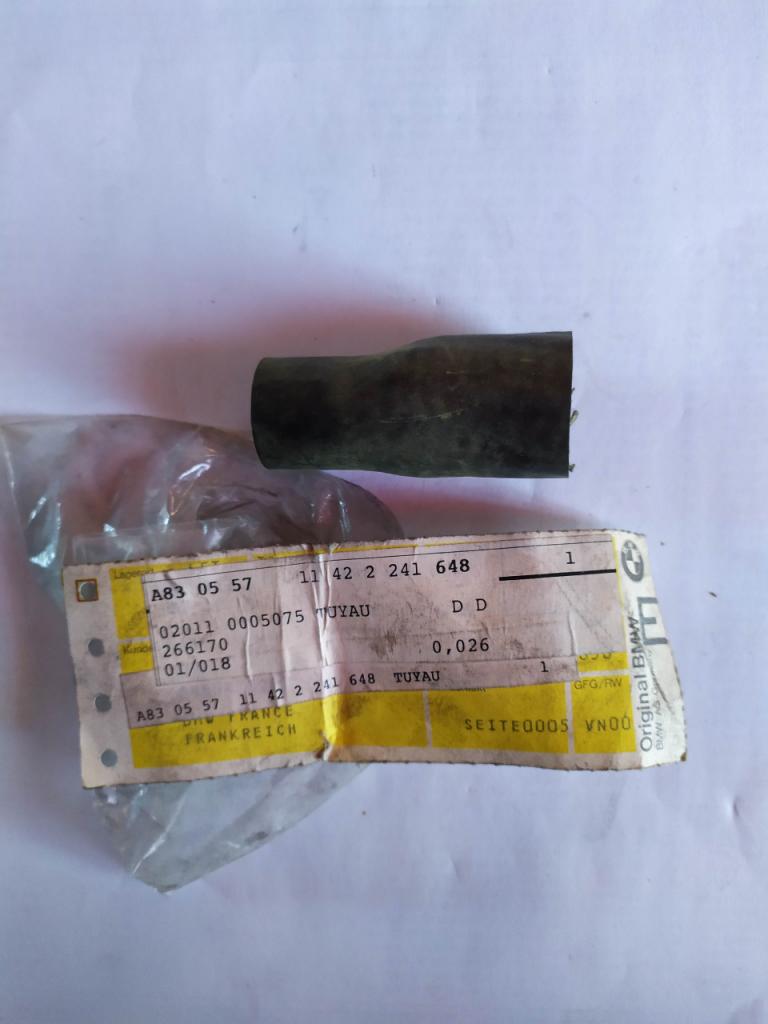 Durite de turbo BMW E28 524td LesAnciennes.com