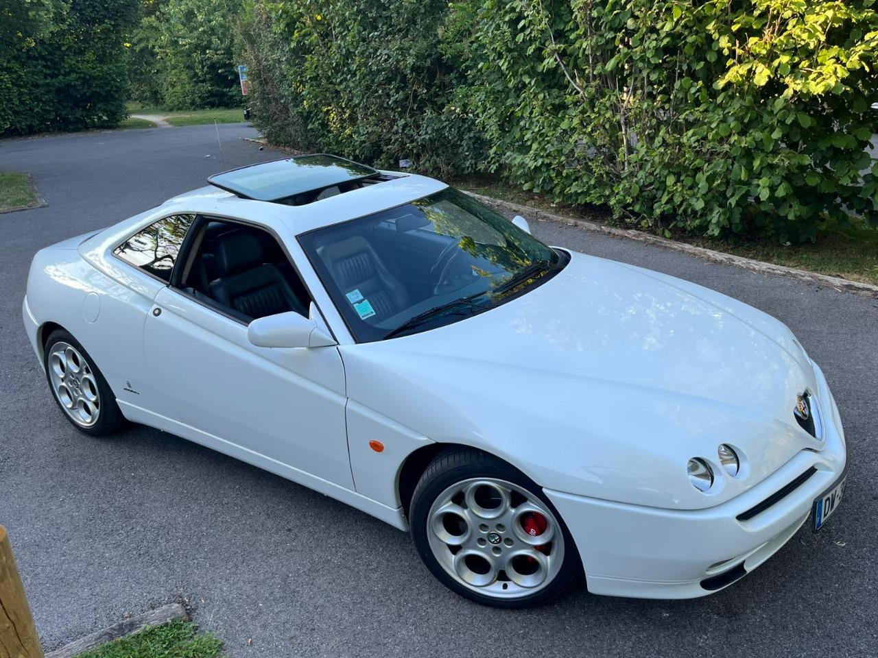 ALFA ROMEO GTV - 1998 LesAnciennes.com
