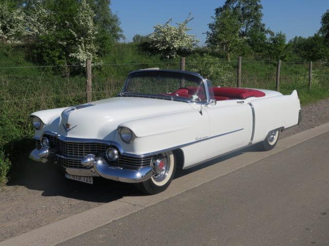 CADILLAC 62 cabriolet - 1954 LesAnciennes.com