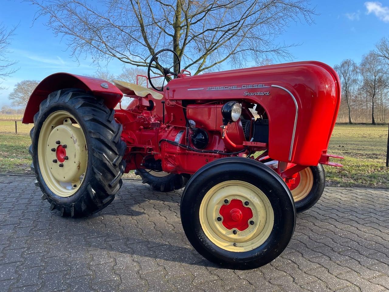1960 Porsche-Diesel Standard 218H LesAnciennes.com