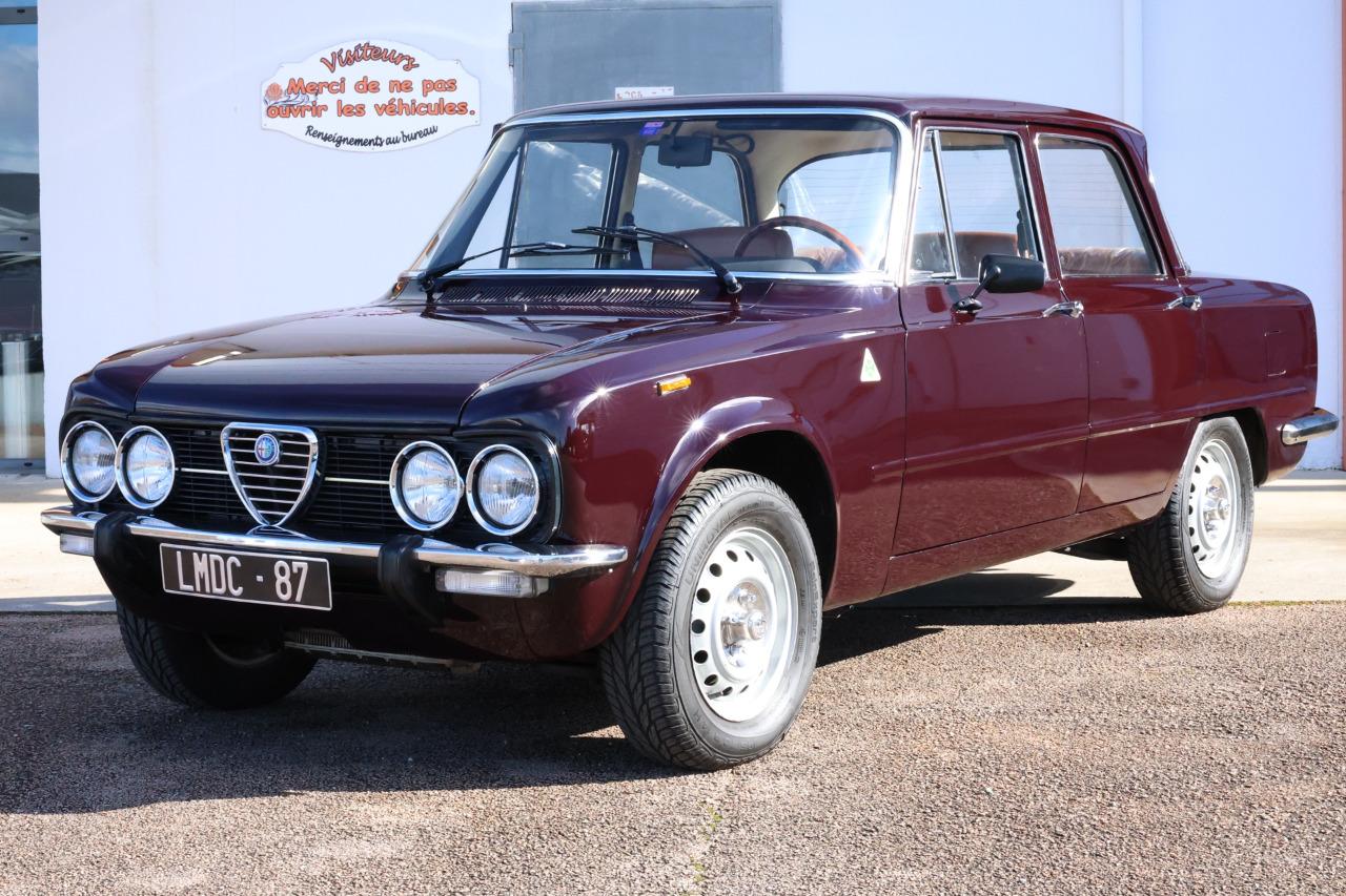 ALFA ROMEO Giulia Nuova 1300 - 1976 LesAnciennes.com