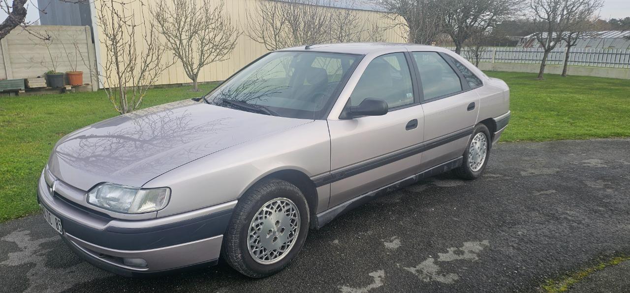 RENAULT Safrane 2.1 TD RN - 1993 LesAnciennes.com