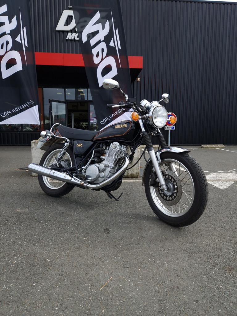 YAMAHA SR 400 LesAnciennes.com