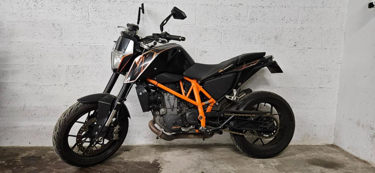 2015 KTM DUKE 690 LesAnciennes.com
