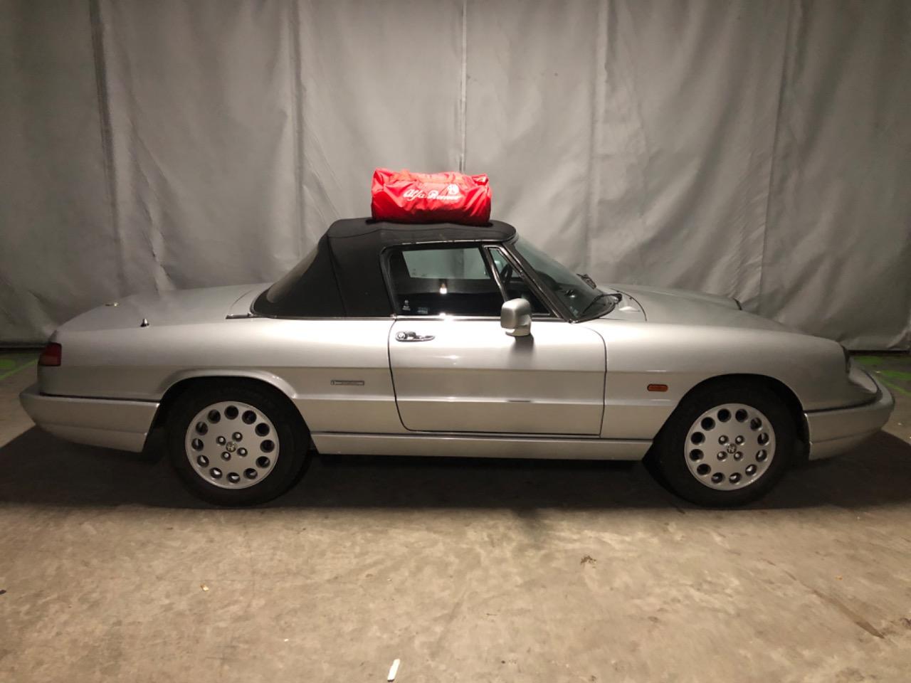 ALFA ROMEO Spider - 1993 LesAnciennes.com