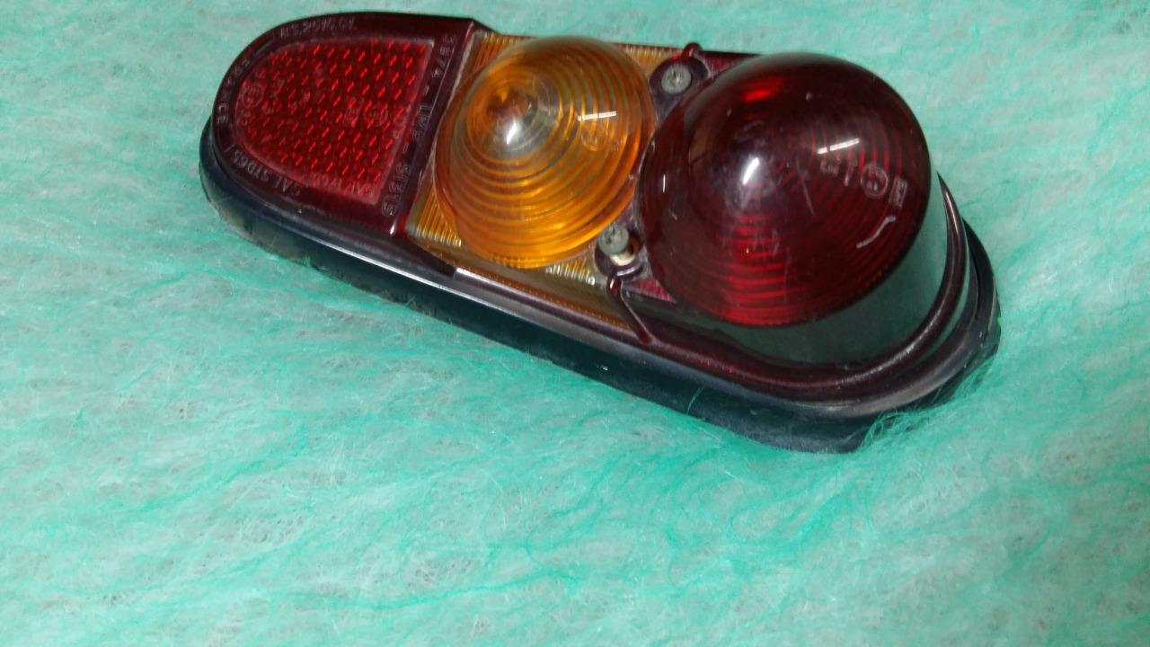 Couvercle RENAULT 4 (R4) LesAnciennes.com