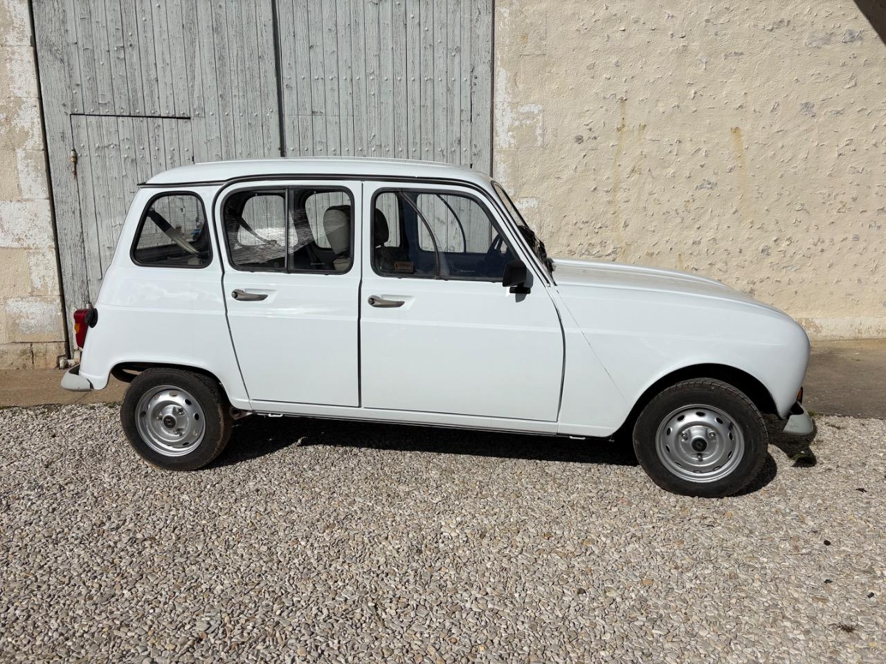 RENAULT 4 (R4) Savane - 1992 LesAnciennes.com