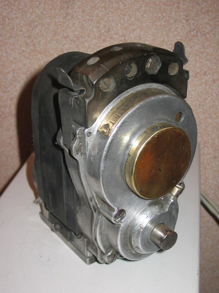 Magneto ERICSON LesAnciennes.com