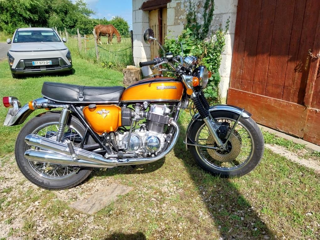 HONDA CB 750 Four K2 - 1976 LesAnciennes.com