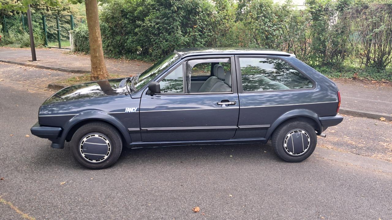 VOLKSWAGEN Polo Coupé - 1989 LesAnciennes.com