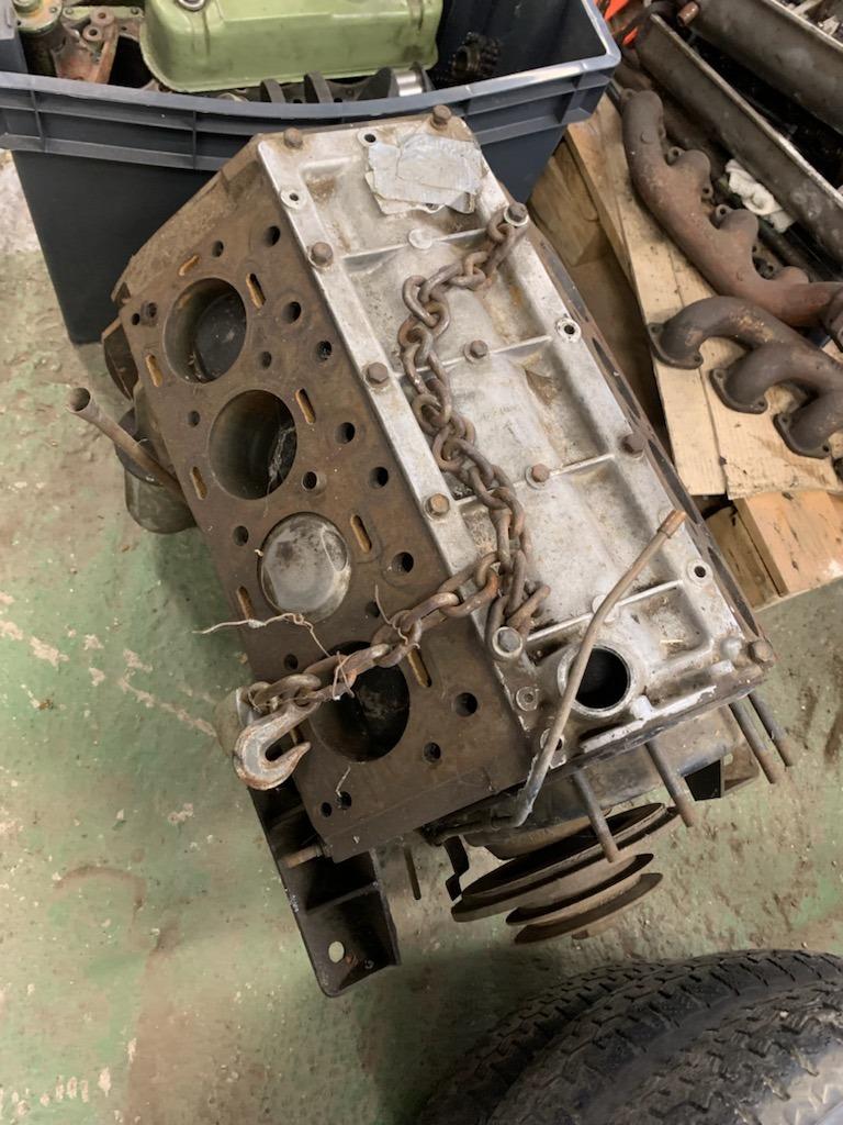 Bloc Moteur Daimler V8 250 LesAnciennes.com