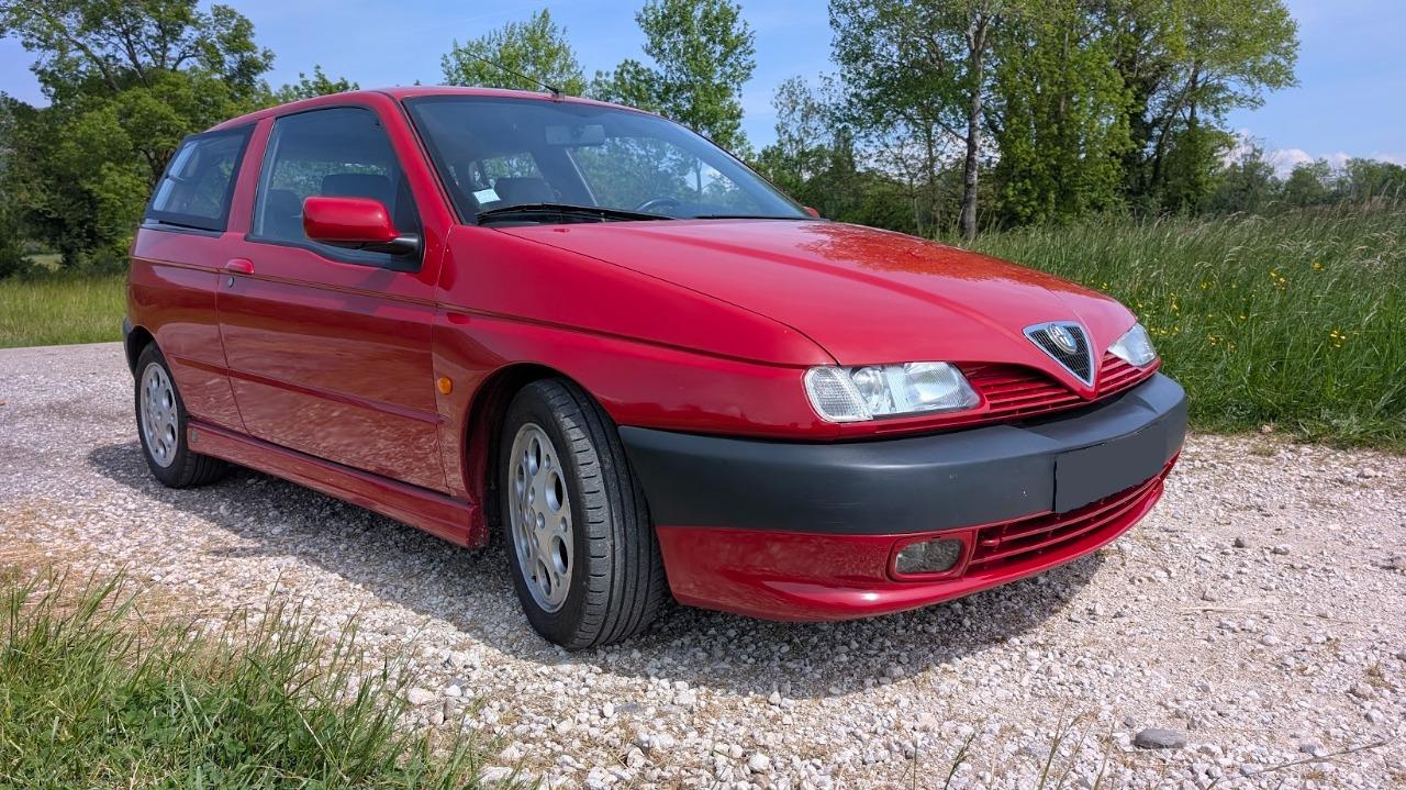 ALFA ROMEO 145 QUADRIFOGLIO QUADRIFOGLIO - 1997 LesAnciennes.com