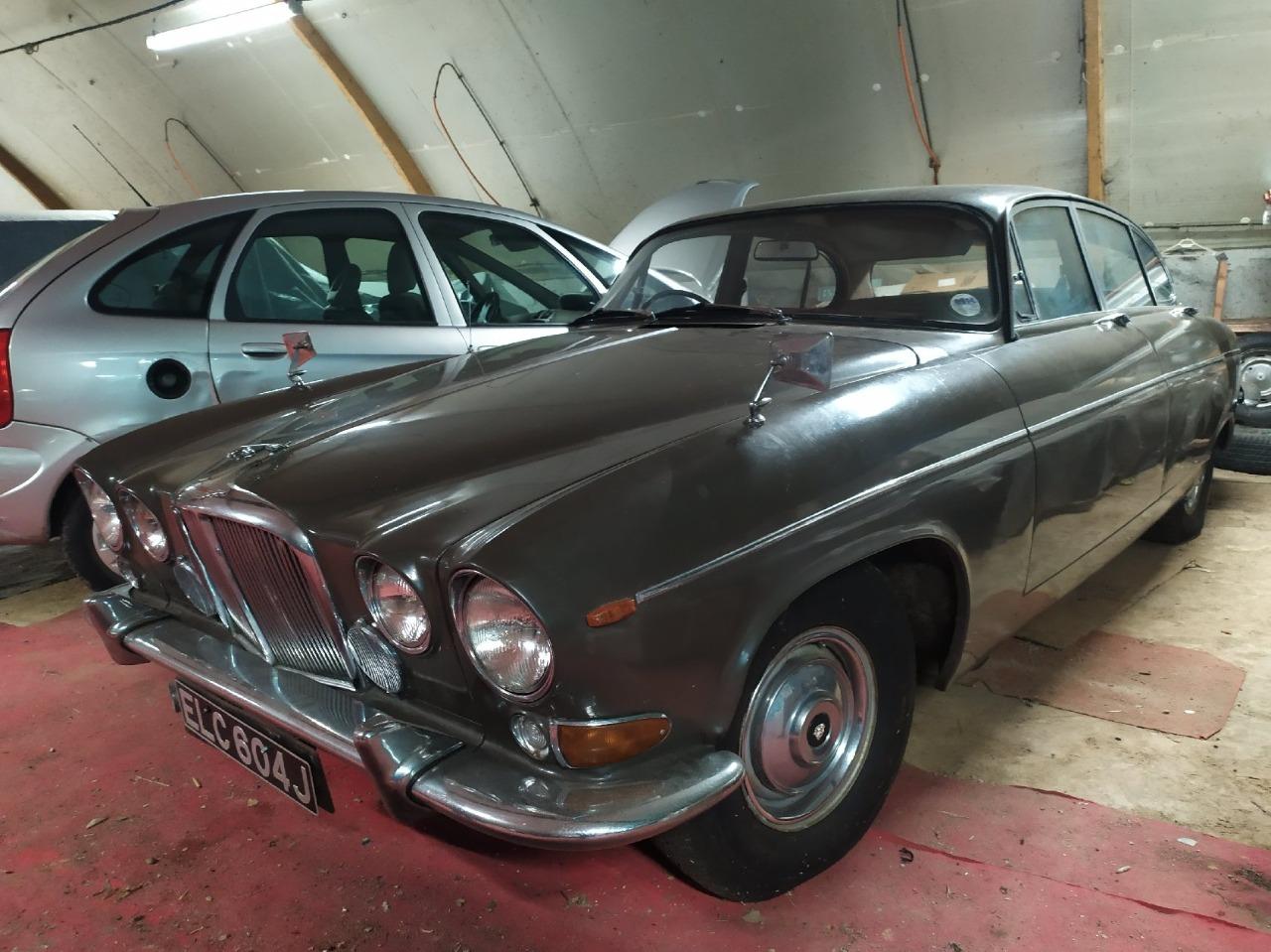 JAGUAR 420 G - 1970 LesAnciennes.com