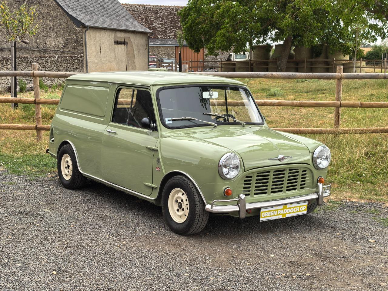 MORRIS Mini van - 1977 LesAnciennes.com