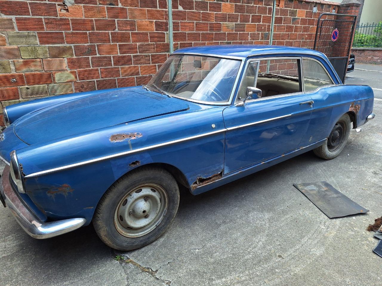 PEUGEOT 404 Coupé - 1966 LesAnciennes.com