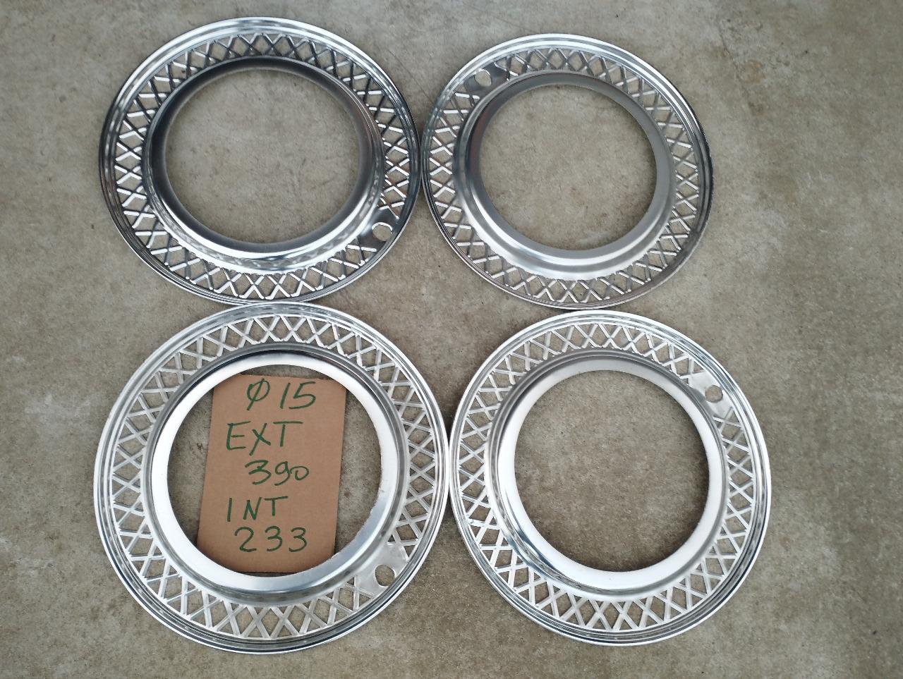 Enjoliveurs couronne RENAULT Caravelle R8 FLORIDE LesAnciennes.com