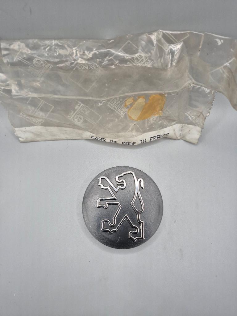 Centre de Roue Peugeot 505 LesAnciennes.com