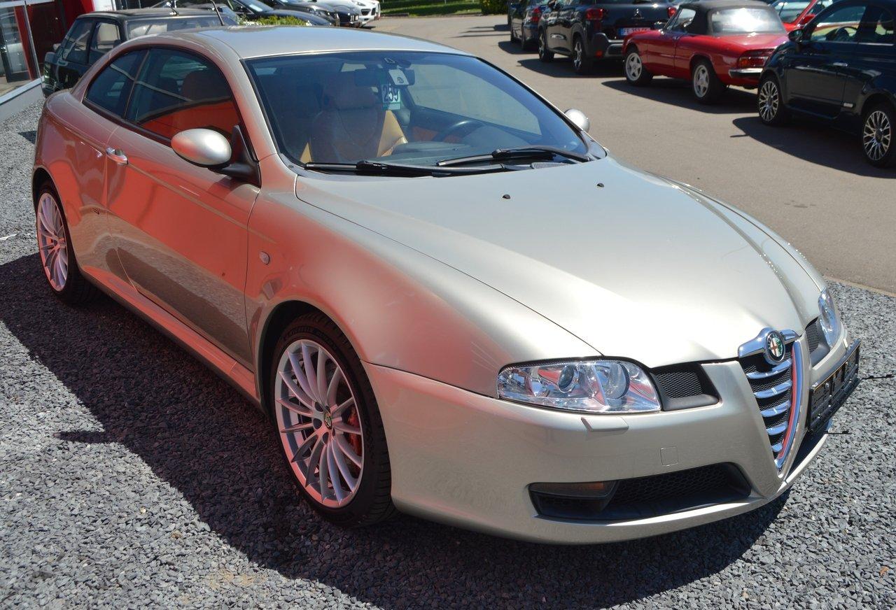 2007 Alfa Romeo GT 3.2 V6 LesAnciennes.com