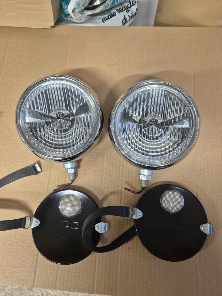 Phares CIBIE Oscar LesAnciennes.com