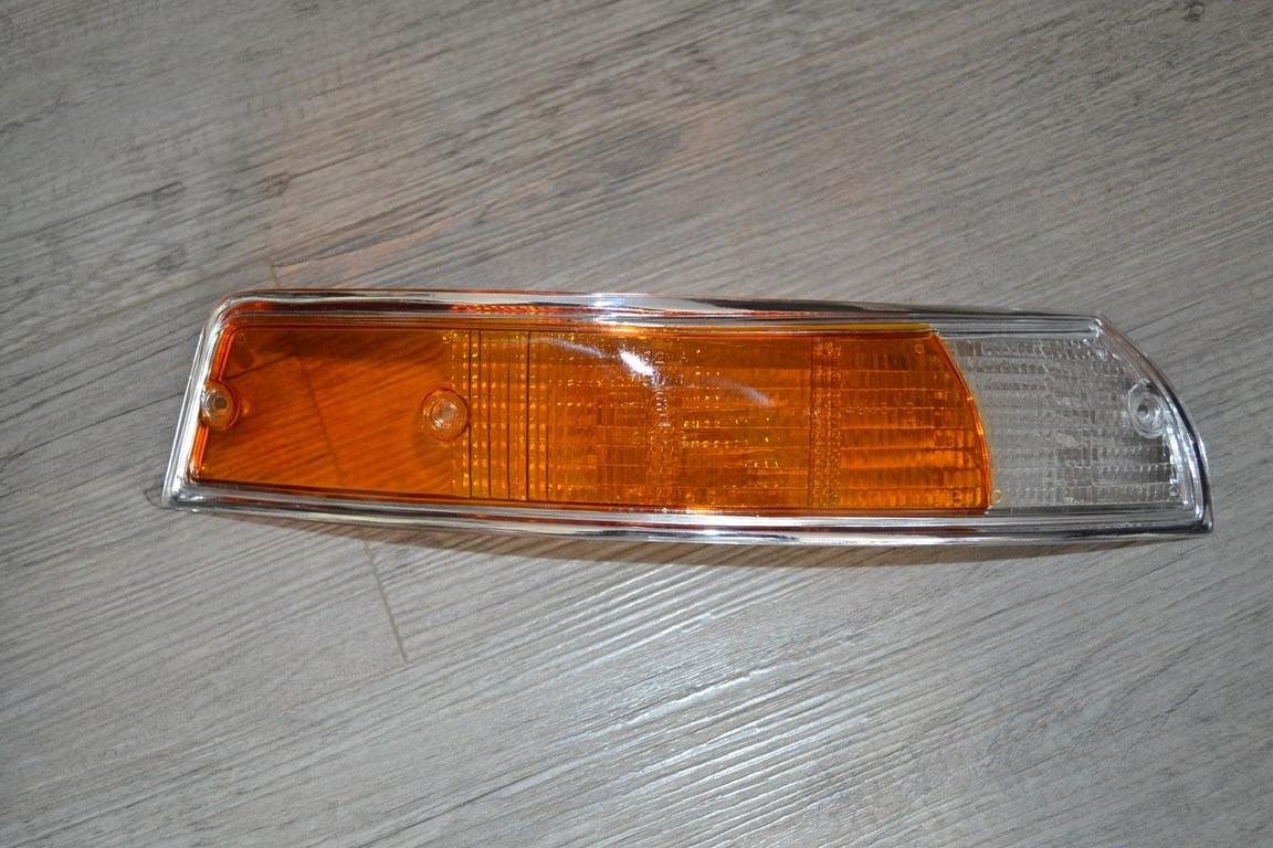 Cabochon feu AV DT PORSCHE 911 1965-70 LesAnciennes.com
