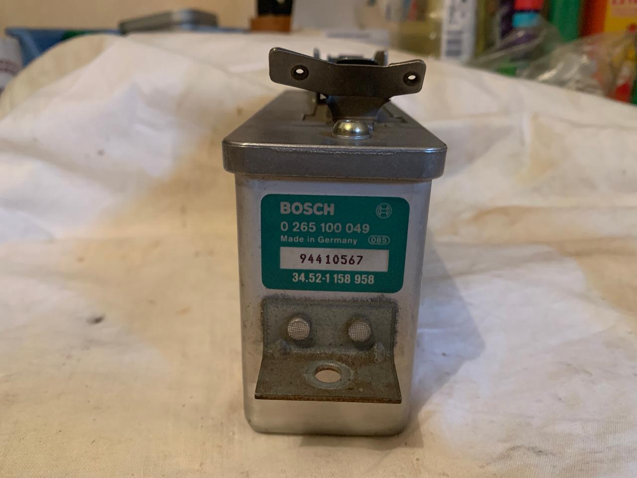 ABS calculateur BMW E 34/32 BOSCH LesAnciennes.com