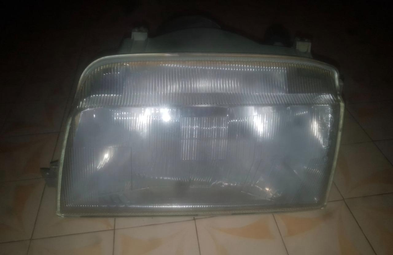 Phare avant gauche Renault 19(R19) LesAnciennes.com