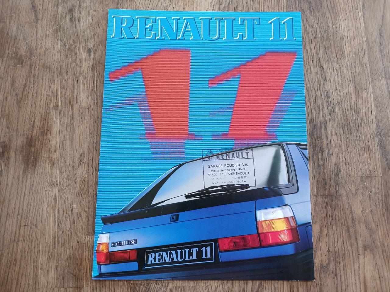Catalogue dépliant gamme RENAULT 11 (R11) 1983 LesAnciennes.com