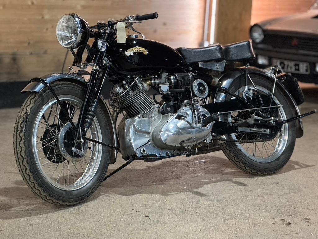VINCENT 500 Comet - 1952 LesAnciennes.com