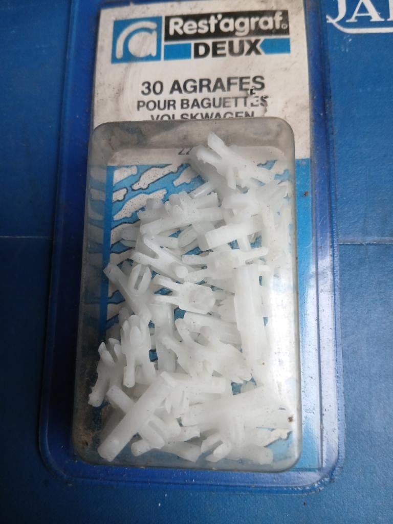 Agrafes VOLKSWAGEN Golf LesAnciennes.com