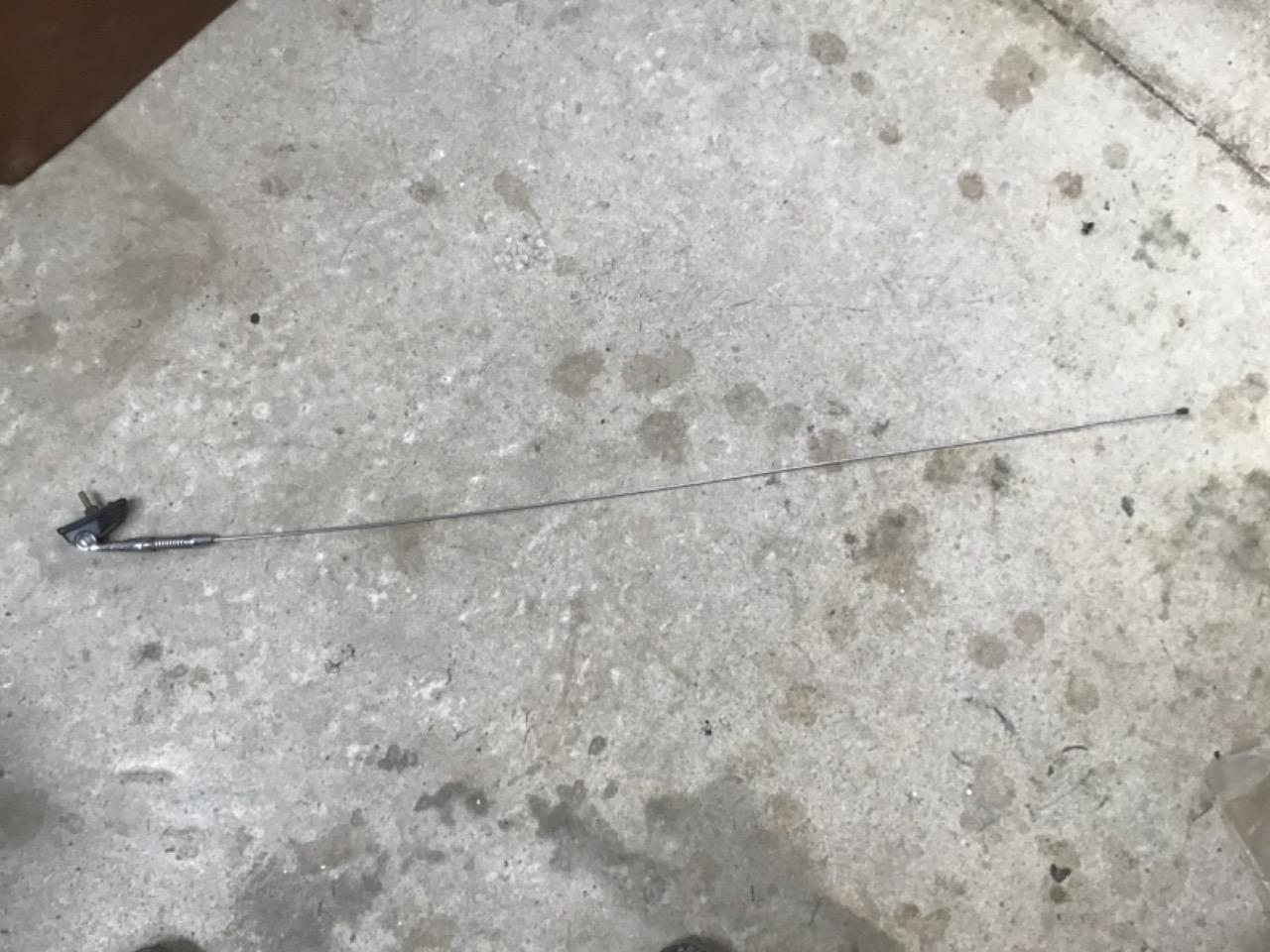 ANTENNE DE TOIT LesAnciennes.com