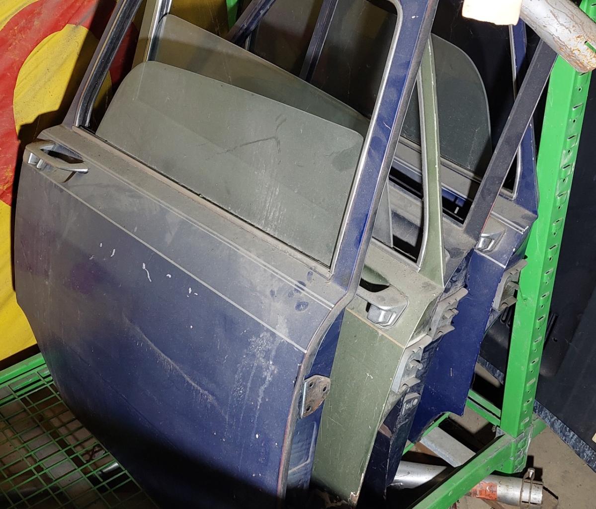 Lot de pièces ALFA ROMEO 1750 2000 Berlina LesAnciennes.com