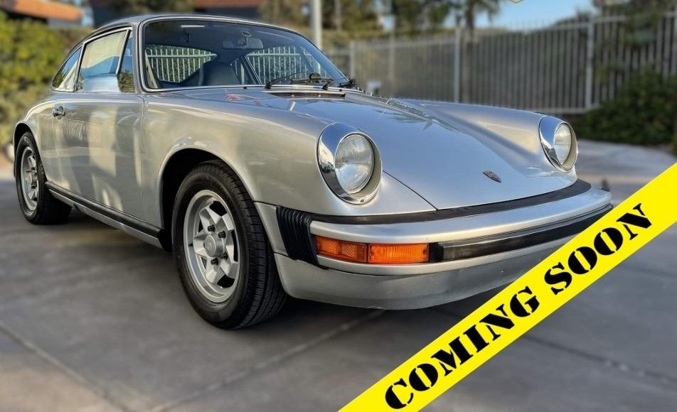 PORSCHE 911 Anniversary Edition - 1975 LesAnciennes.com