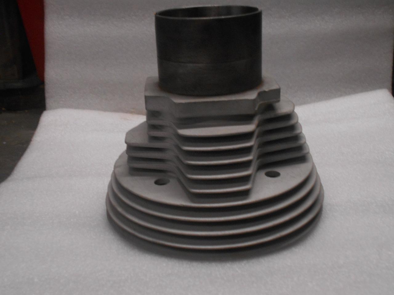 Cylindre VELOCETTE viper LesAnciennes.com