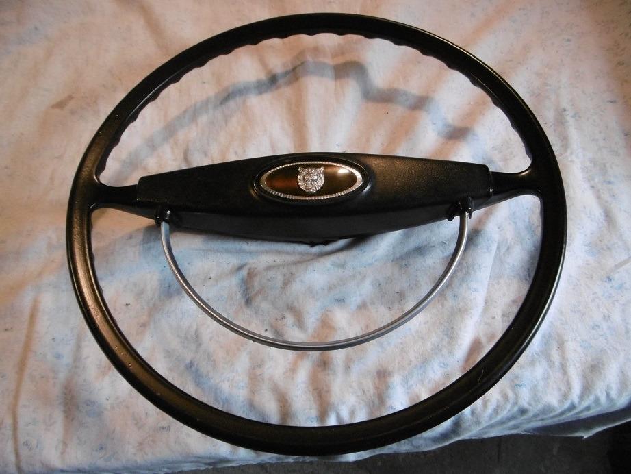 Volant JAGUAR XJ6 LesAnciennes.com