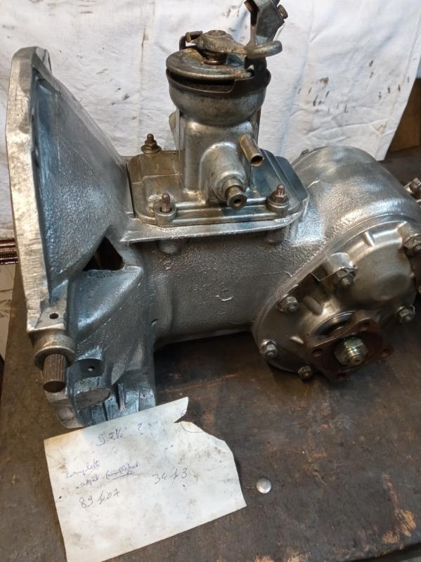 Boite de vitesses Panhard C 3413 LesAnciennes.com