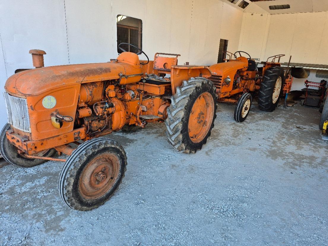 RENAULT tracteur Renault N72 / E30 - 1957 LesAnciennes.com