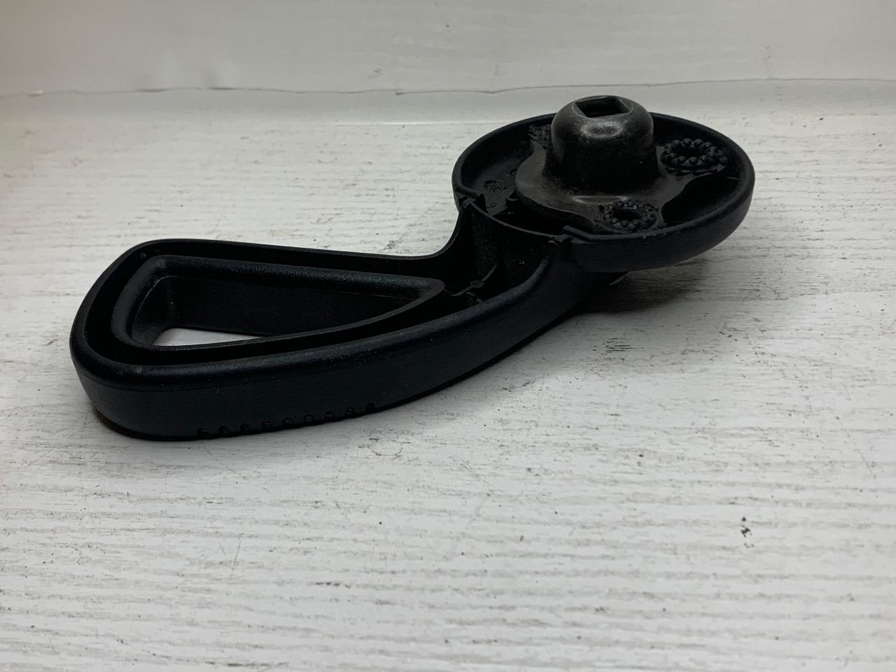 Poigne réglage inclinaison sièges PEUGEOT 206 LesAnciennes.com