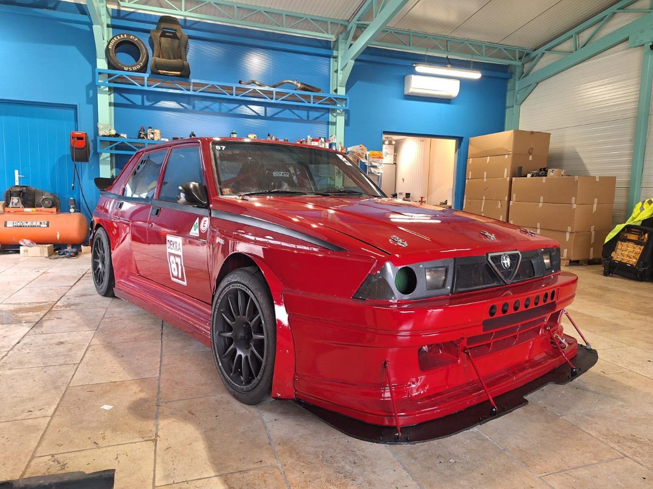 ALFA ROMEO 75 75 3.2 IMSA replica - 1988 LesAnciennes.com