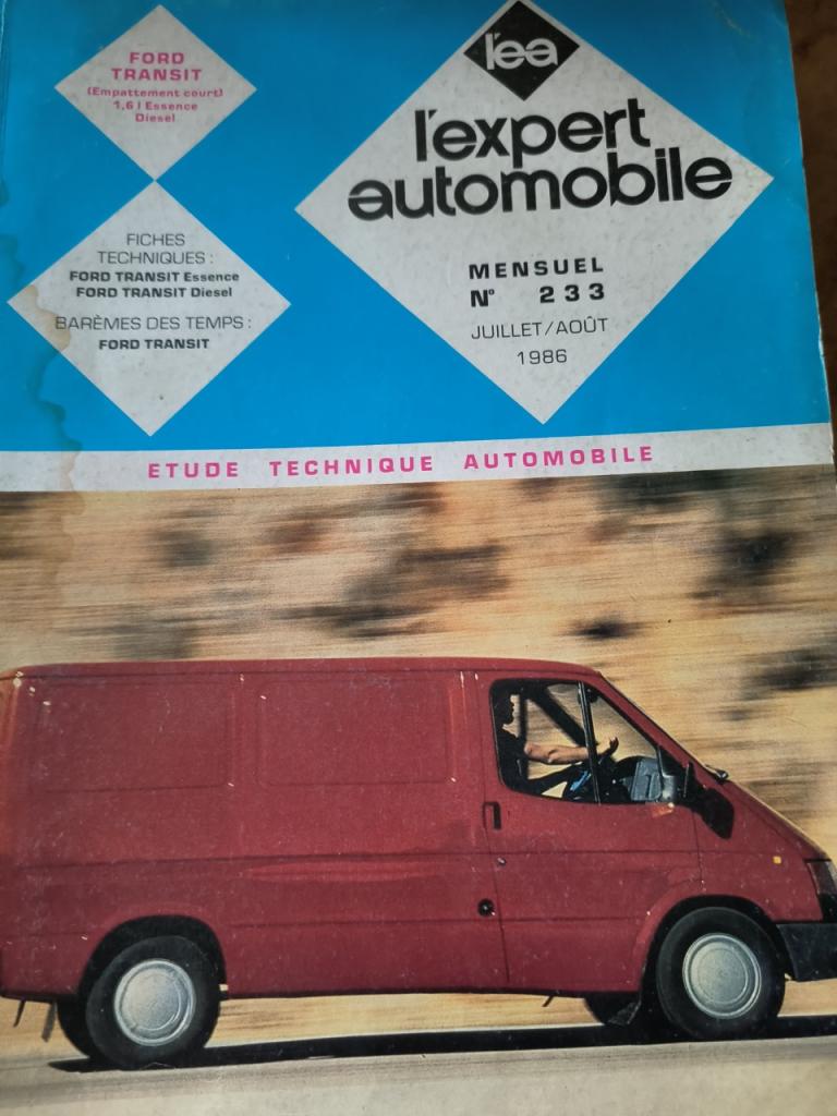 RTA Ford transit essence et diesel LesAnciennes.com