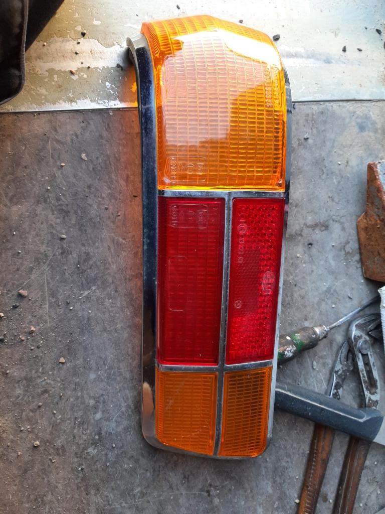 Pièces AUDI 100 LesAnciennes.com