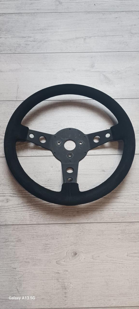 Volant PEUGEOT 104 revêtement neuf LesAnciennes.com